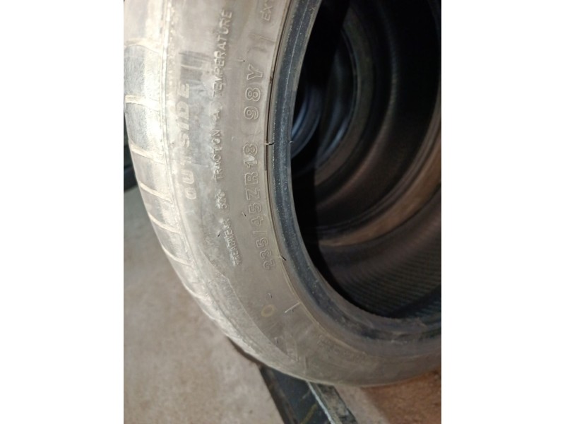 Recambio de neumatico pareja para neumatico neumatico ocasion referencia OEM IAM 235/45/18 98Y IMPERIAL ECOSPORT 2 