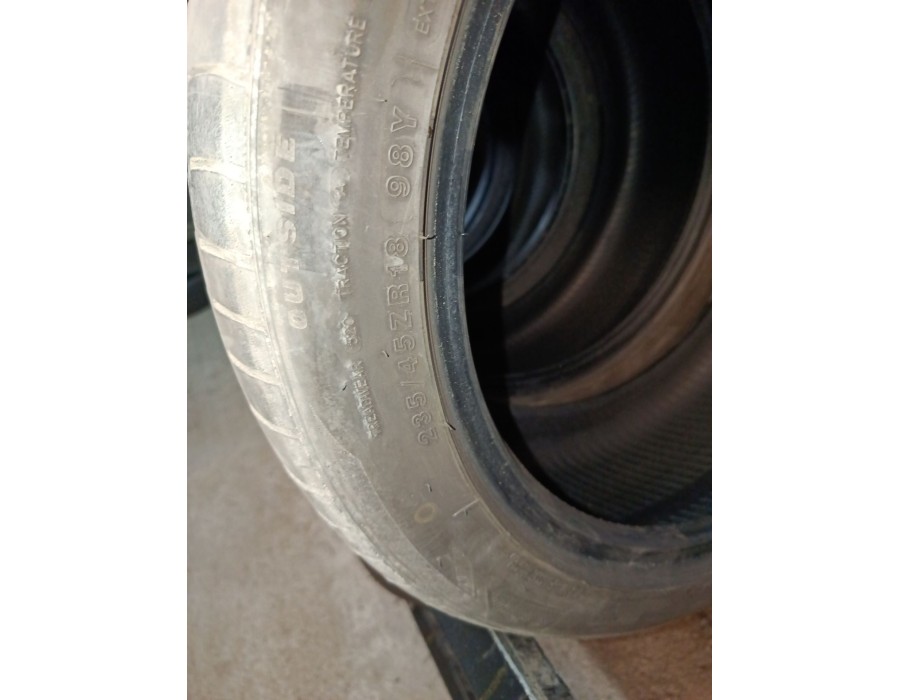 Recambio de neumatico pareja para neumatico neumatico ocasion referencia OEM IAM 235/45/18 98Y IMPERIAL ECOSPORT 2 