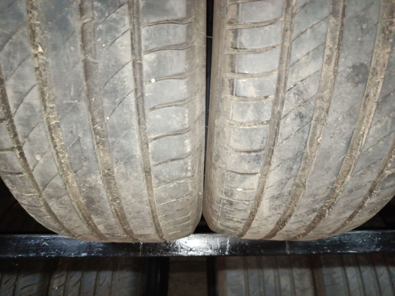 Recambio de neumatico pareja para neumatico neumatico ocasion referencia OEM IAM 215/50/17 95W MICHELIN PRIMACY 4 