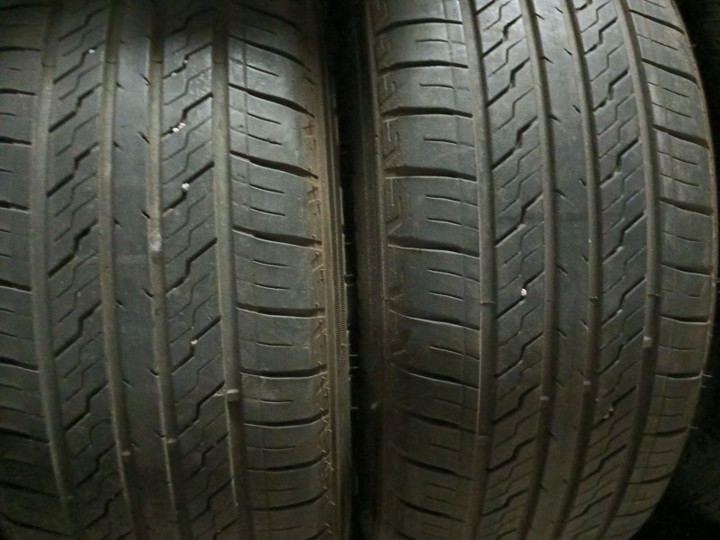 Recambio de neumatico pareja para neumatico neumatico ocasion referencia OEM IAM 235/60/18 107 V AUTOGREEN SPORTCRUISER 