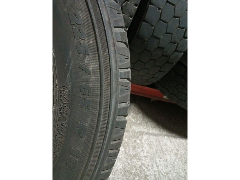 Recambio de neumatico ocasión para neumatico neumatico ocasion referencia OEM IAM 225/65/18 107 H MICHELIN LATTITUDE CROSS 