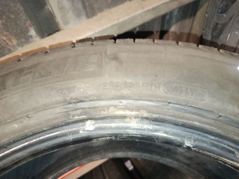 Recambio de neumatico pareja para neumatico neumatico ocasion referencia OEM IAM 255/55/19 11V MICHELIN LATITUDO TOUR HP 