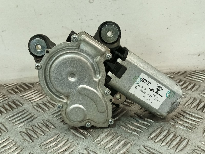 Recambio de motor limpia trasero para fiat 500 (312) 500 referencia OEM IAM MS2596001371  