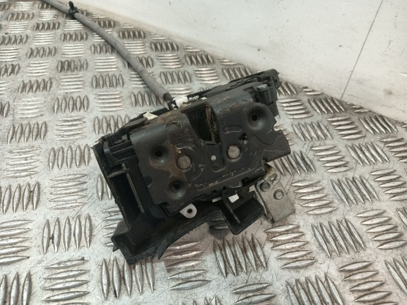 Recambio de cerradura puerta delantera izquierda para ford mondeo ber. (ca2) referencia OEM IAM 6M2R21813EC A048317 