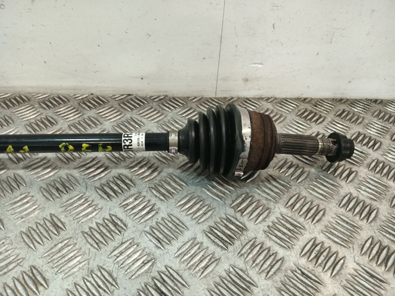 Recambio de transmision delantera derecha para peugeot 108 1.0 vti referencia OEM IAM 434100H04  