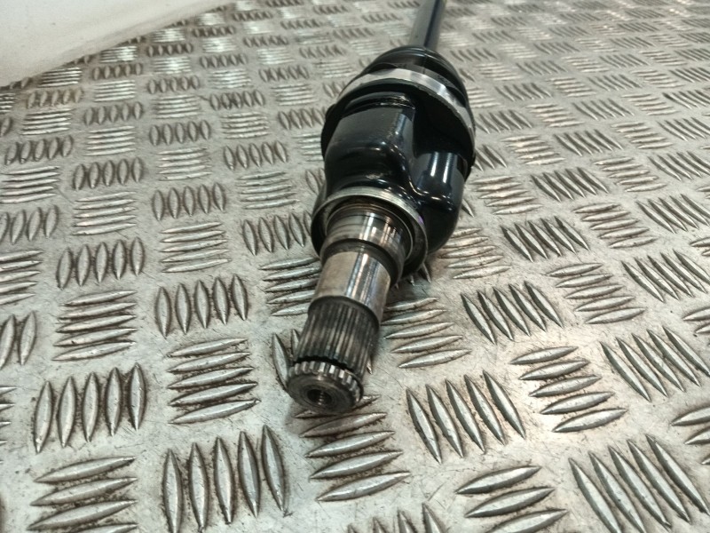 Recambio de transmision delantera derecha para peugeot 108 1.0 vti referencia OEM IAM 434100H04  