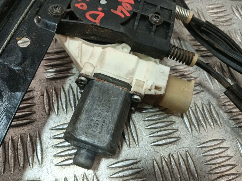 Recambio de elevalunas delantero izquierdo para ford mondeo ber. (ca2) referencia OEM IAM 6M2114A389B 0130822287 