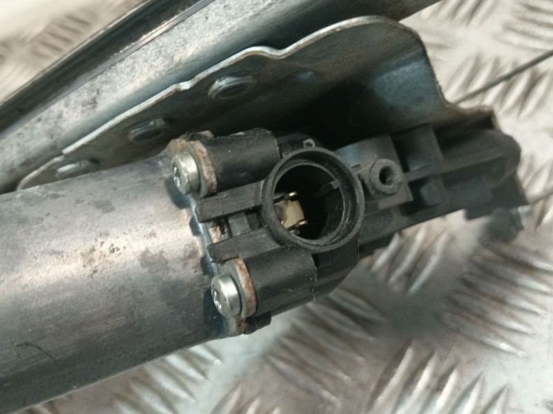 Recambio de elevalunas trasero derecho para dacia logan referencia OEM IAM 118491  