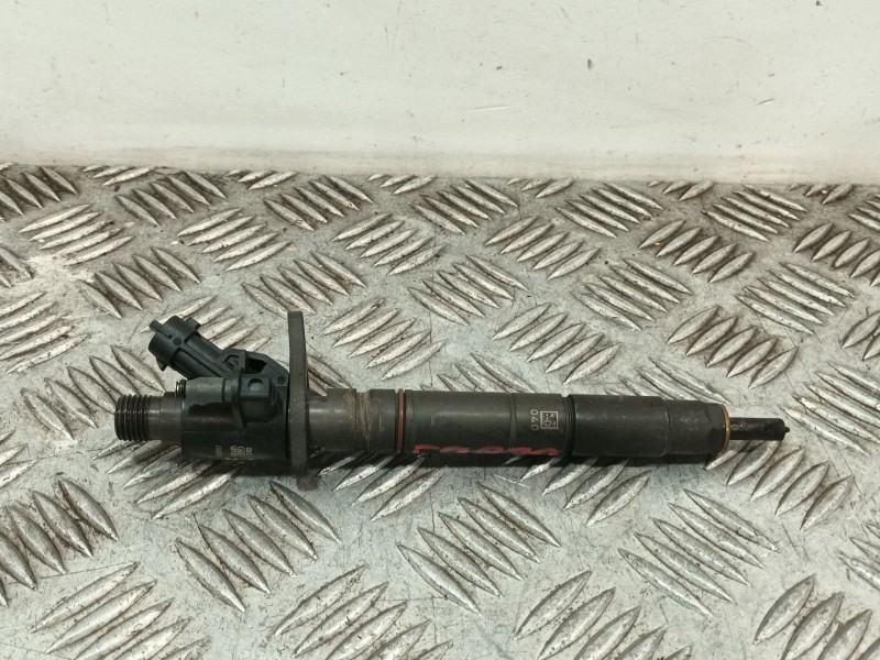 Recambio de inyector para land rover discovery iv (l319) 3.0 sdv6 4x4 referencia OEM IAM 9X2Q9K546DB  