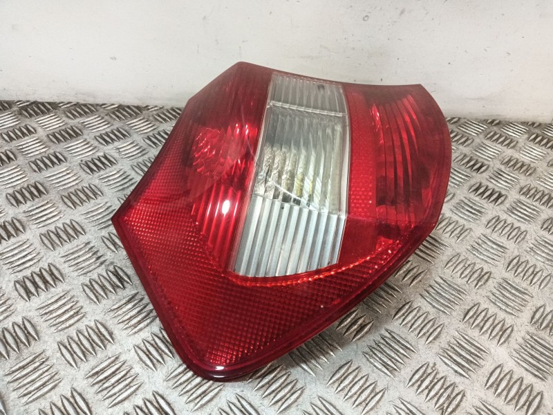 Recambio de piloto trasero izquierdo para bmw 1 (e87) 118 d referencia OEM IAM 63210397034 63216924501 