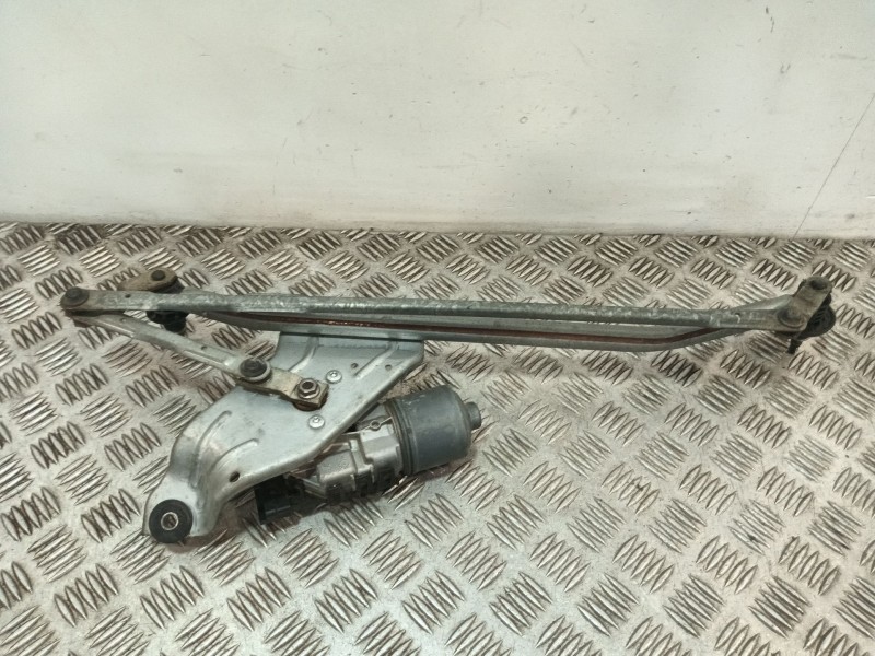 Recambio de motor limpia delantero para dacia logan referencia OEM IAM 8200619512 3397020879 0390241544