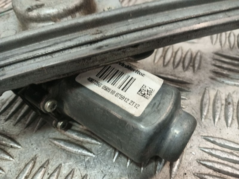 Recambio de elevalunas delantero izquierdo para dacia logan referencia OEM IAM 400726G  