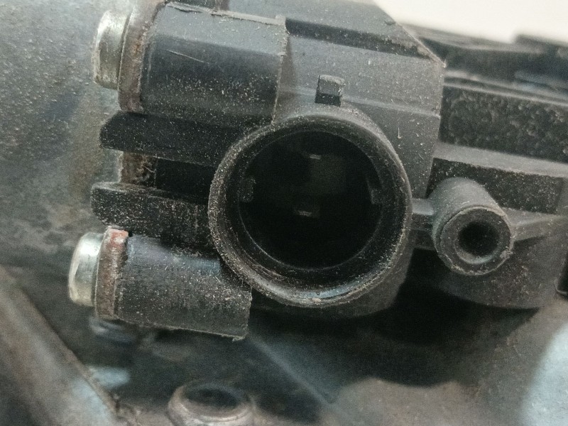Recambio de elevalunas delantero izquierdo para dacia logan referencia OEM IAM 400726G  