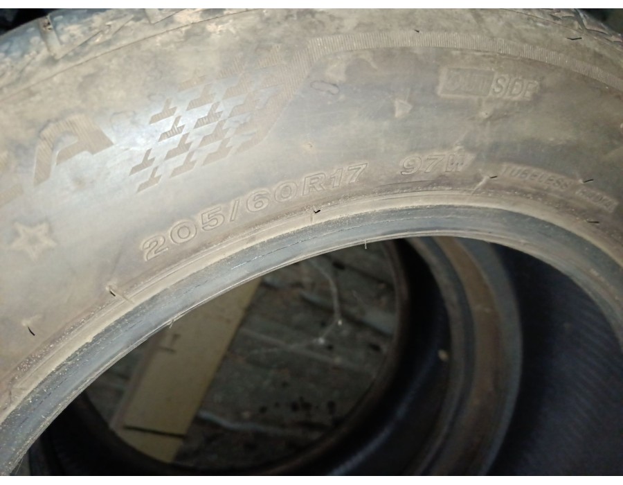 Recambio de neumatico pareja para neumatico neumatico ocasion referencia OEM IAM 205/60/17 97W BRIDGESTONE TURANZA T005 20560179