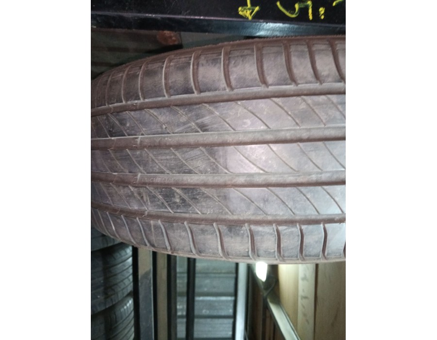 Recambio de neumatico ocasión para neumatico neumatico ocasion referencia OEM IAM 215/60/16 99V MICHELIN PRYMACY 4 215601699V