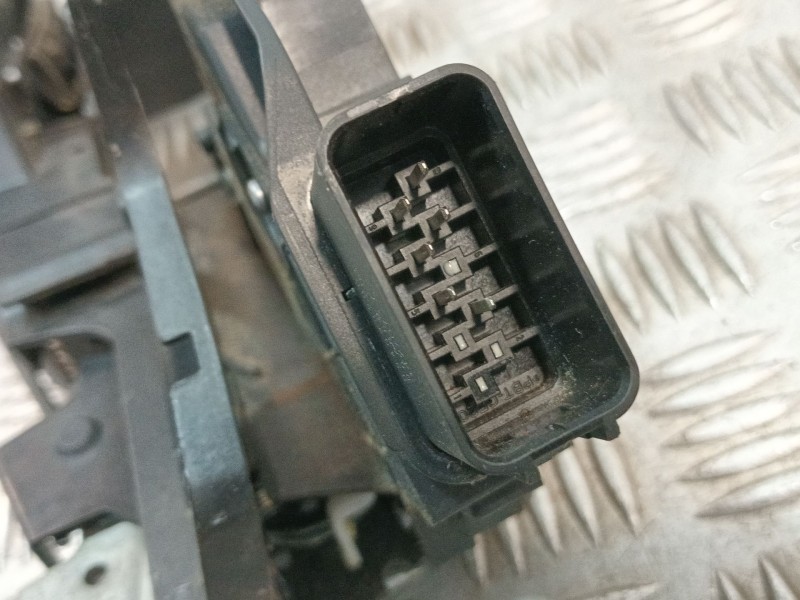 Recambio de cerradura puerta delantera derecha para ford mondeo ber. (ca2) referencia OEM IAM 8M2AR21812AA 7S71A219A64CJ 9717291