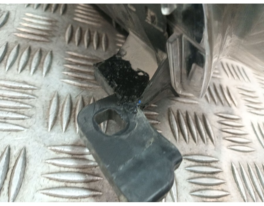 Recambio de faro izquierdo para citroën c-elysee (dd_) 1.6 hdi 92 referencia OEM IAM 9675140080 90014455 