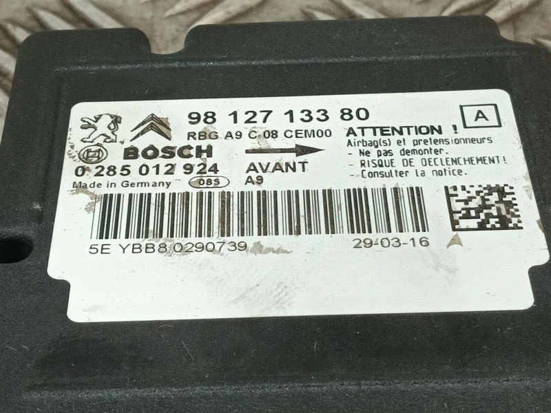 Recambio de centralita airbag para peugeot 208 referencia OEM IAM 9812713380 0285012924 