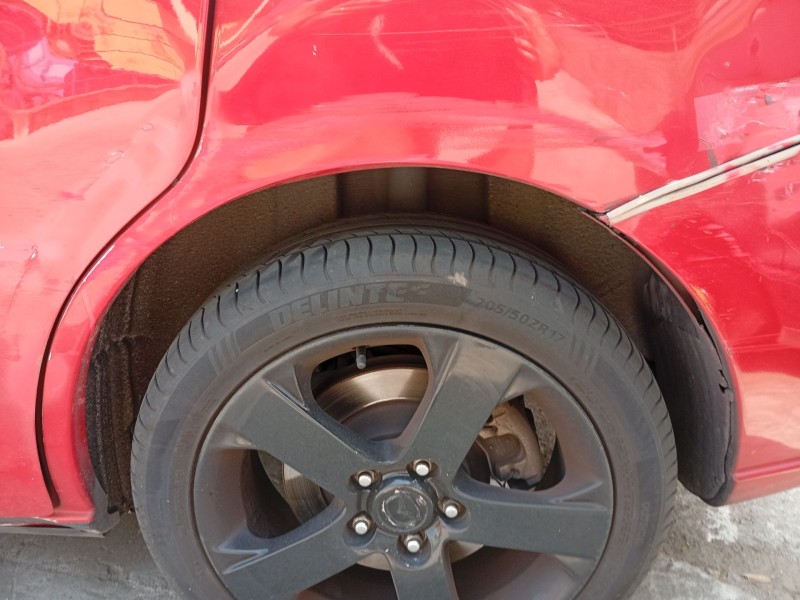 Recambio de paso de rueda trasero izquierdo para mazda 5 (cr) 2.0 cd (cr19) referencia OEM IAM CC33561J1C  