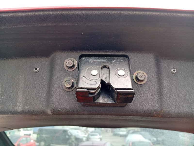 Recambio de cerradura maletero / porton para mazda 5 (cr) 2.0 cd (cr19) referencia OEM IAM C23562310B  