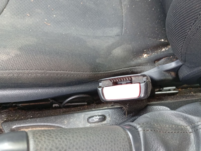 Recambio de enganche cinturon delantero derecho para mini mini (r50, r53) one referencia OEM IAM 72111485967  
