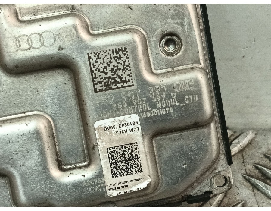Recambio de centralita faros xenon para audi a3 sportback (8va, 8vf) 2.0 tdi referencia OEM IAM 8S0907397D  