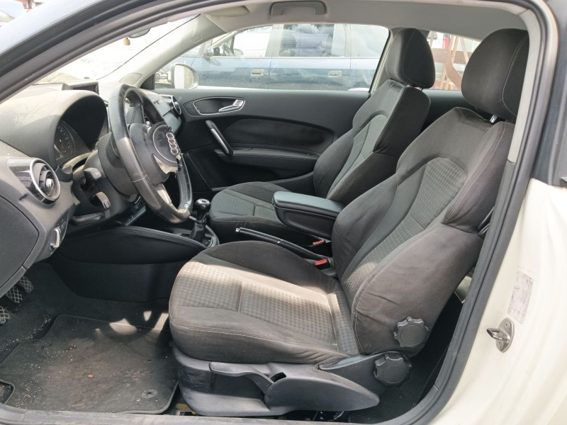 audi a1 (8x1, 8xk) del año 2011