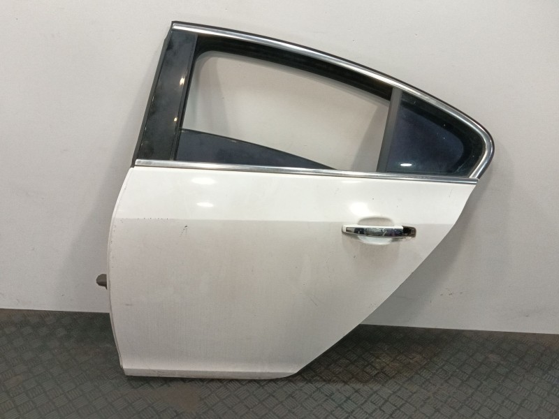 Recambio de puerta trasera izquierda para opel insignia a (g09) 2.0 cdti (68) referencia OEM IAM 22805992 22796347 