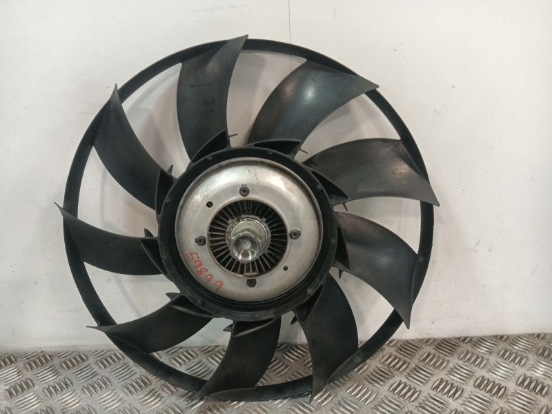 Recambio de electroventilador para land rover discovery iv (l319) 3.0 sdv6 4x4 referencia OEM IAM AH328C617AE LR023392 