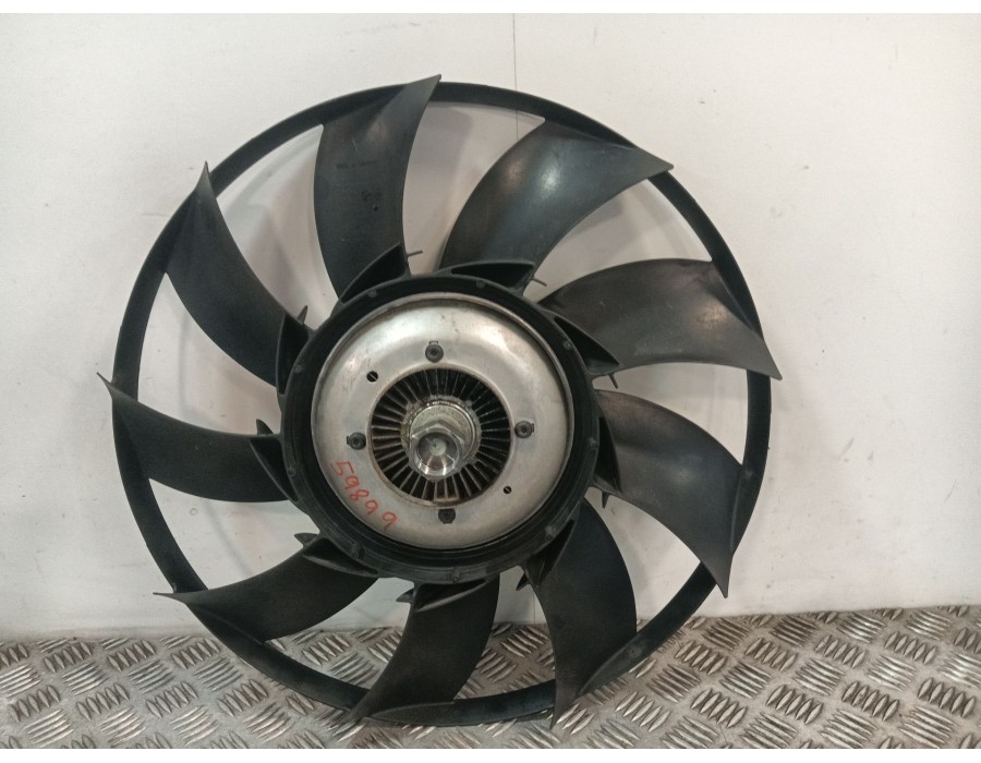 Recambio de electroventilador para land rover discovery iv (l319) 3.0 sdv6 4x4 referencia OEM IAM AH328C617AE LR023392 