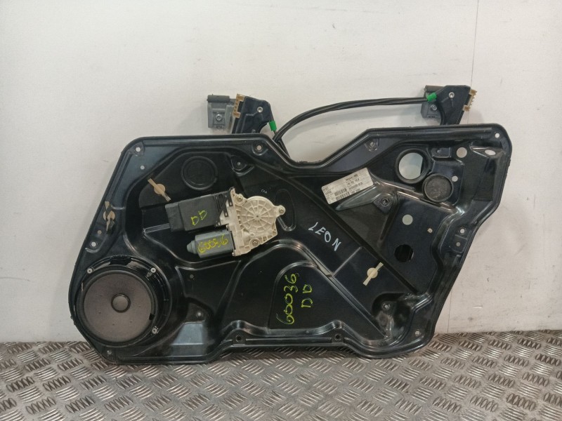 Recambio de elevalunas delantero derecho para seat leon (1m1) 1.9 tdi referencia OEM IAM 1M0837756 1M1837730B 