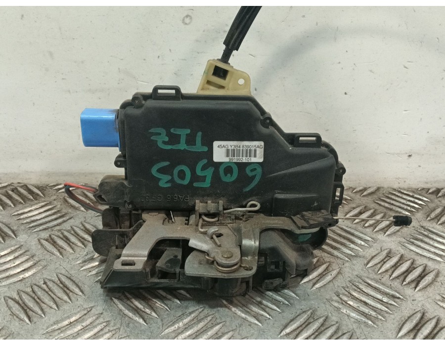 Recambio de cerradura puerta trasera izquierda para seat ibiza iii (6l1) 1.4 16v referencia OEM IAM 991992101 839015AG 