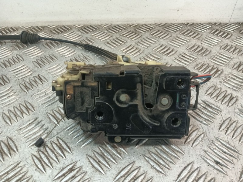 Recambio de cerradura puerta trasera izquierda para seat ibiza iii (6l1) 1.4 16v referencia OEM IAM 991992101 839015AG 