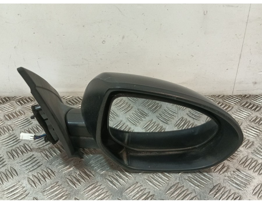 Recambio de retrovisor derecho para mazda 3 sedán (bl) 1.6 mzr (bl12) referencia OEM IAM E4022683 E4022684 