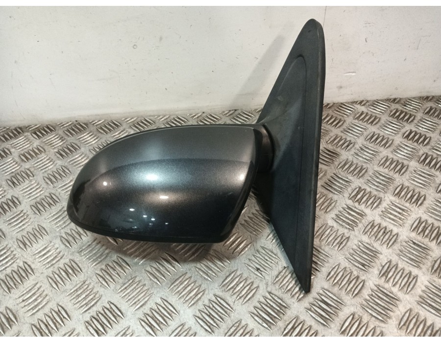 Recambio de retrovisor izquierdo para mazda 3 sedán (bl) 1.6 mzr (bl12) referencia OEM IAM E4022683 E4022684 