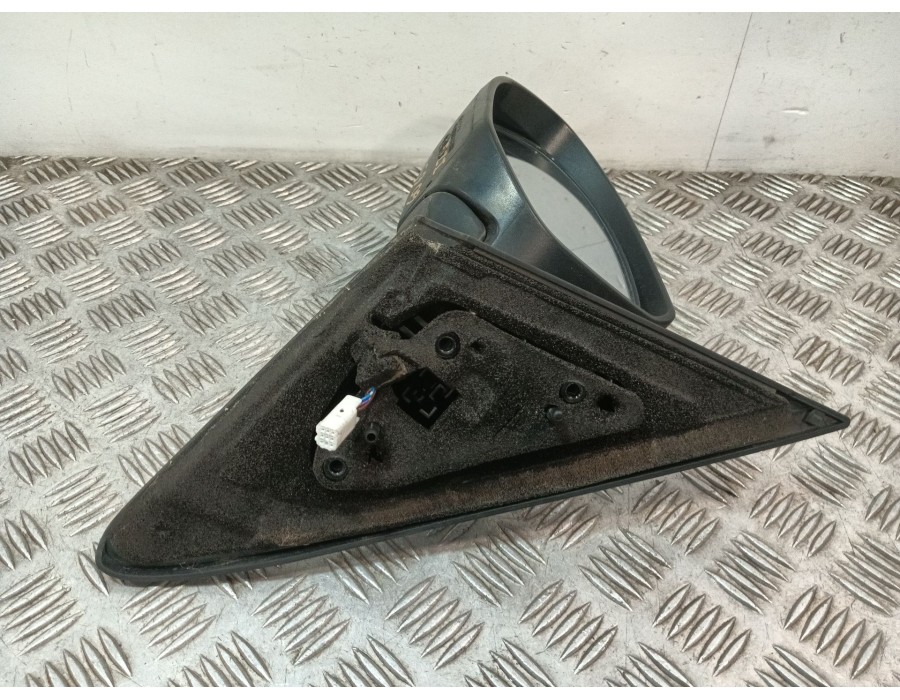 Recambio de retrovisor izquierdo para mazda 3 sedán (bl) 1.6 mzr (bl12) referencia OEM IAM E4022683 E4022684 