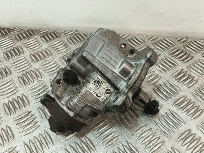 Recambio de bomba inyeccion para bmw serie 3 berlina (e90) referencia OEM IAM 779787405 0445010506 