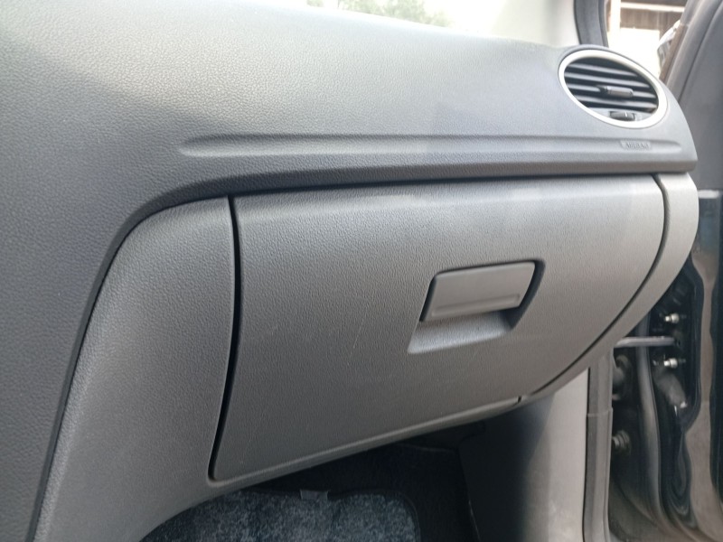 Recambio de guantera para ford focus ii (da_, hcp, dp) 1.6 referencia OEM IAM 1493179  