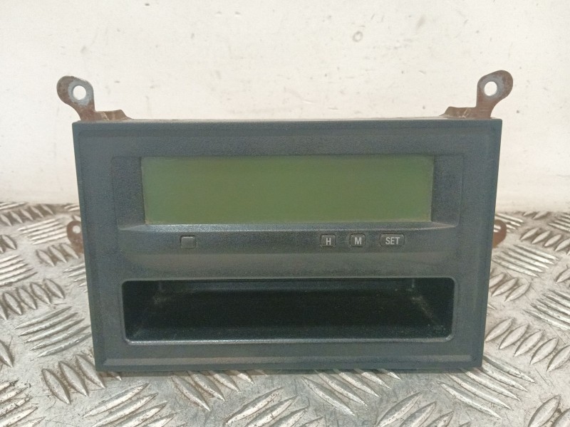 Recambio de pantalla multifuncion para mitsubishi grandis (na0w) referencia OEM IAM 8750A136  
