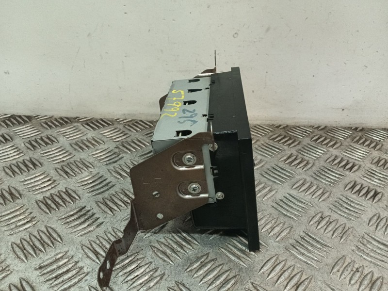 Recambio de pantalla multifuncion para mitsubishi grandis (na0w) referencia OEM IAM 8750A136  