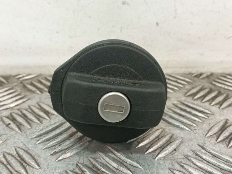 Recambio de tapon combustible para seat ibiza iii (6l1) 1.4 16v referencia OEM IAM 1J0201553P  