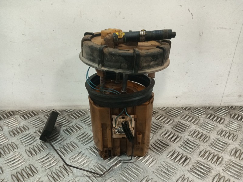 Recambio de aforador para mercedes-benz vito (w638) caja cerrada 2.1 cc referencia OEM IAM A6385421004  