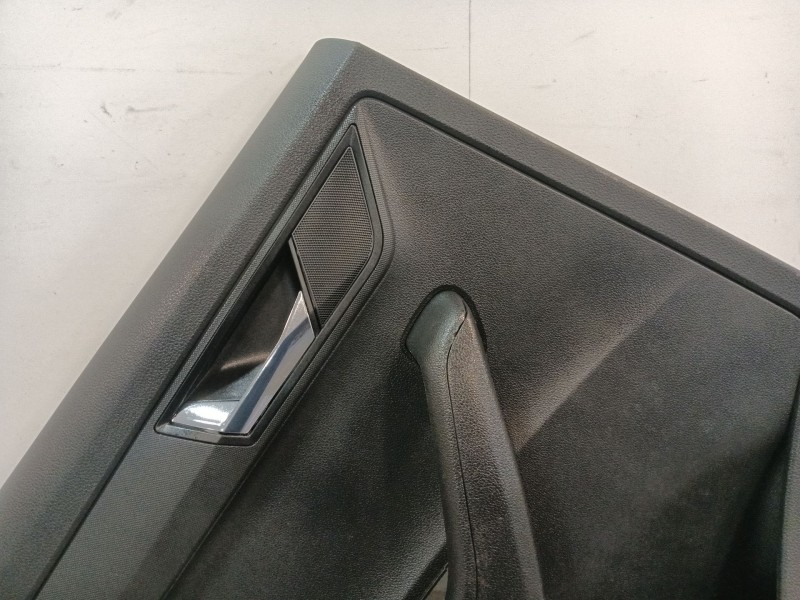 Recambio de guarnecido puerta trasera izquierda para skoda fabia iii (nj3) 1.0 tsi referencia OEM IAM 6V6867023F  