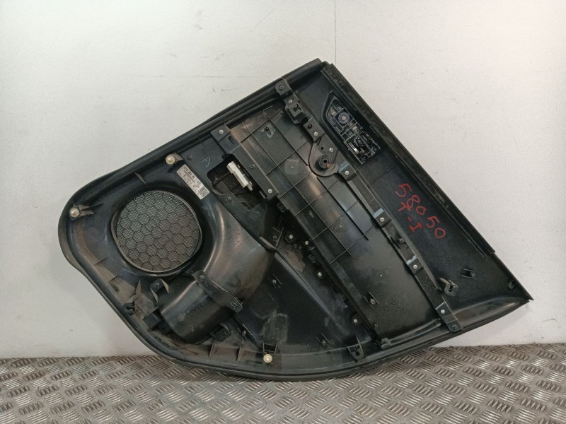 Recambio de guarnecido puerta trasera izquierda para mazda 3 lim. (bl) referencia OEM IAM BBM468567 BBM45581B 