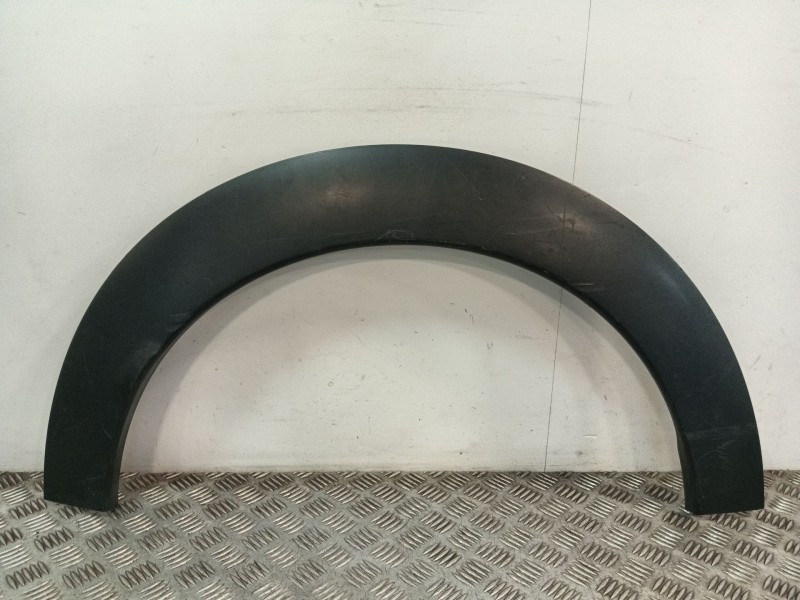 Recambio de aletin trasero izquierdo para citroën c4 cactus 1.2 vti 82 referencia OEM IAM 9801554380  