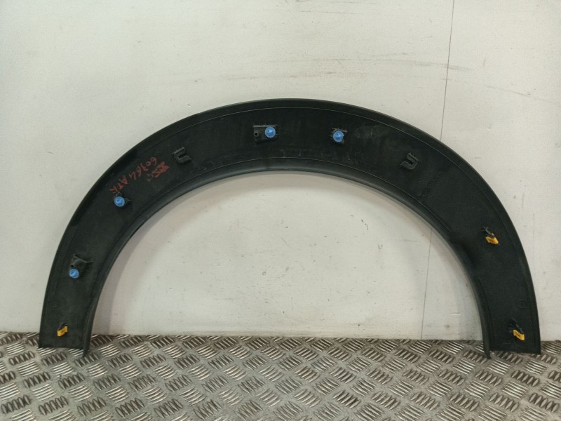 Recambio de aletin trasero izquierdo para citroën c4 cactus 1.2 vti 82 referencia OEM IAM 9801554380  