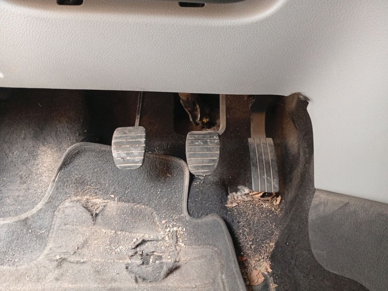 Recambio de pedal embrague para dacia sandero ii (b8_) tce 90 lpg (b8m1) referencia OEM IAM 465037621R  