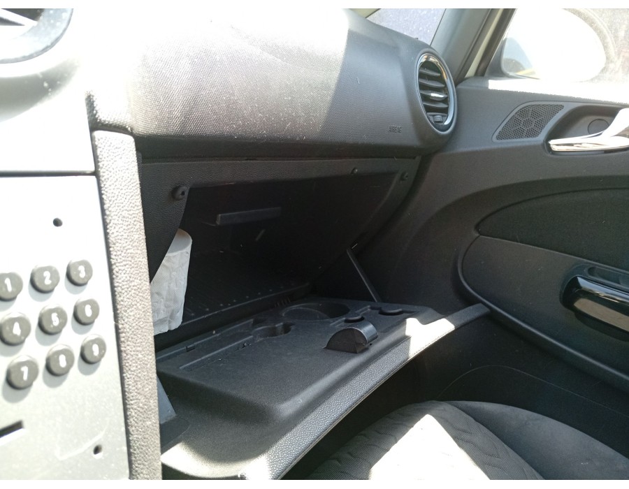 Recambio de guantera para opel corsa d (s07) 1.2 (l08, l68) referencia OEM IAM 13205274  