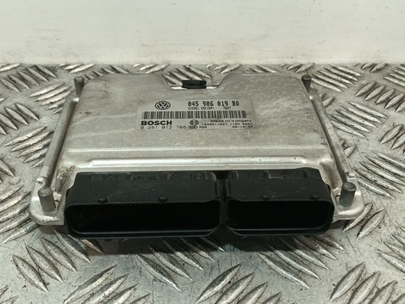 Recambio de centralita motor uce para seat ibiza iii (6l1) 1.4 tdi referencia OEM IAM 045906019BQ 0281012708 