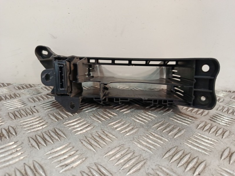 Recambio de moldura para toyota c-hr (_x1_) 1.8 hybrid (zyx10_, zyx11_) referencia OEM IAM 82877F4010  